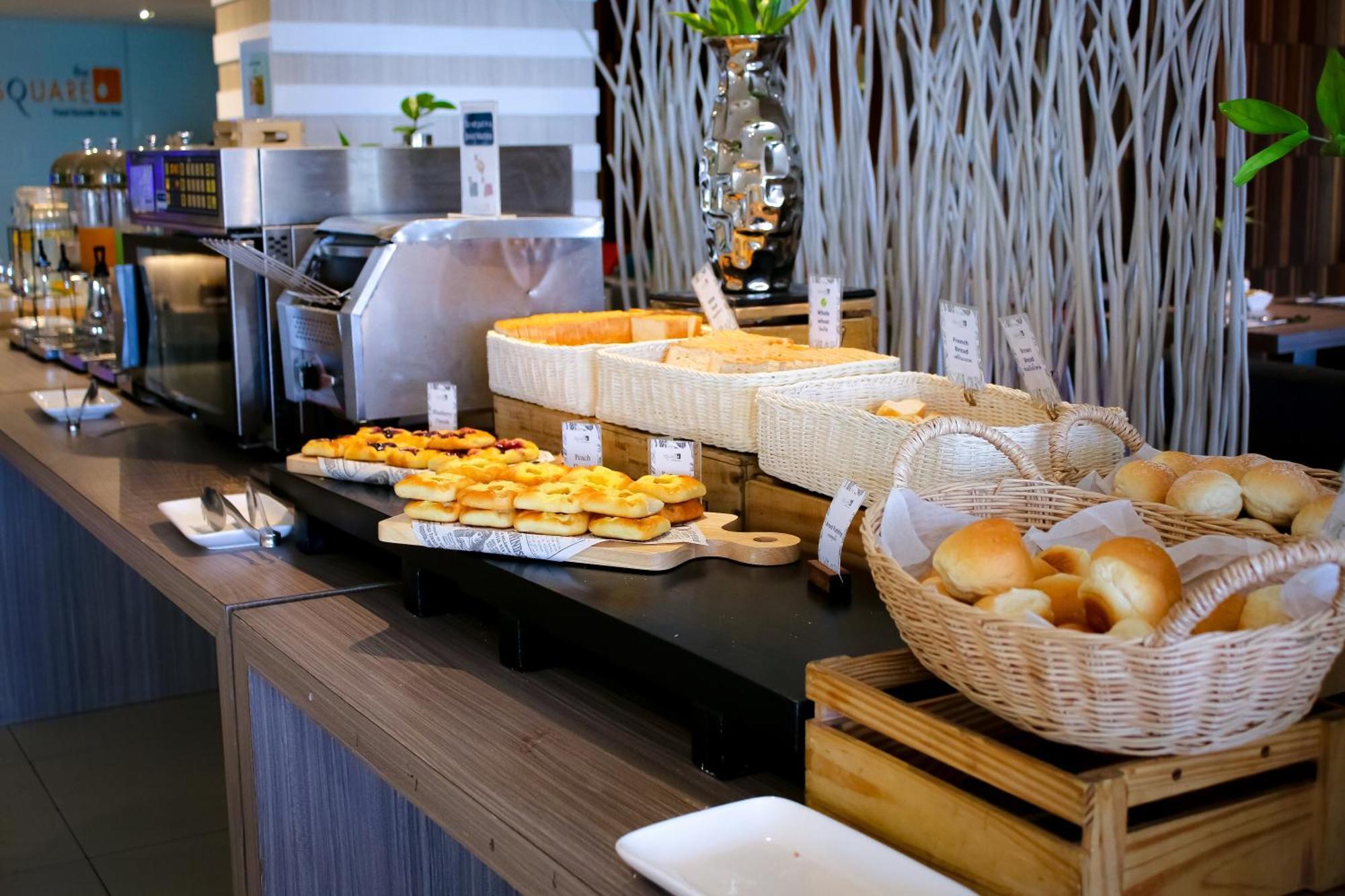 Hotel Hilton Garden Silom