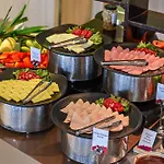 Hilton Garden Inn Bangkok Silom
